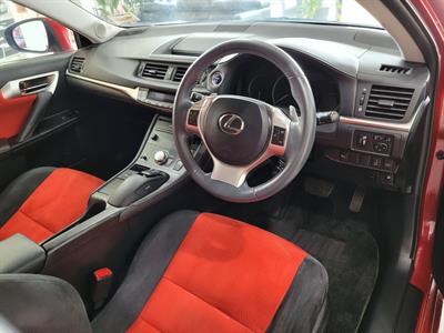 2013 Lexus CT 200h - Thumbnail