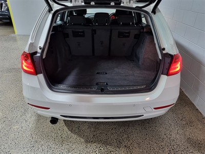 2014 BMW 320i - Thumbnail