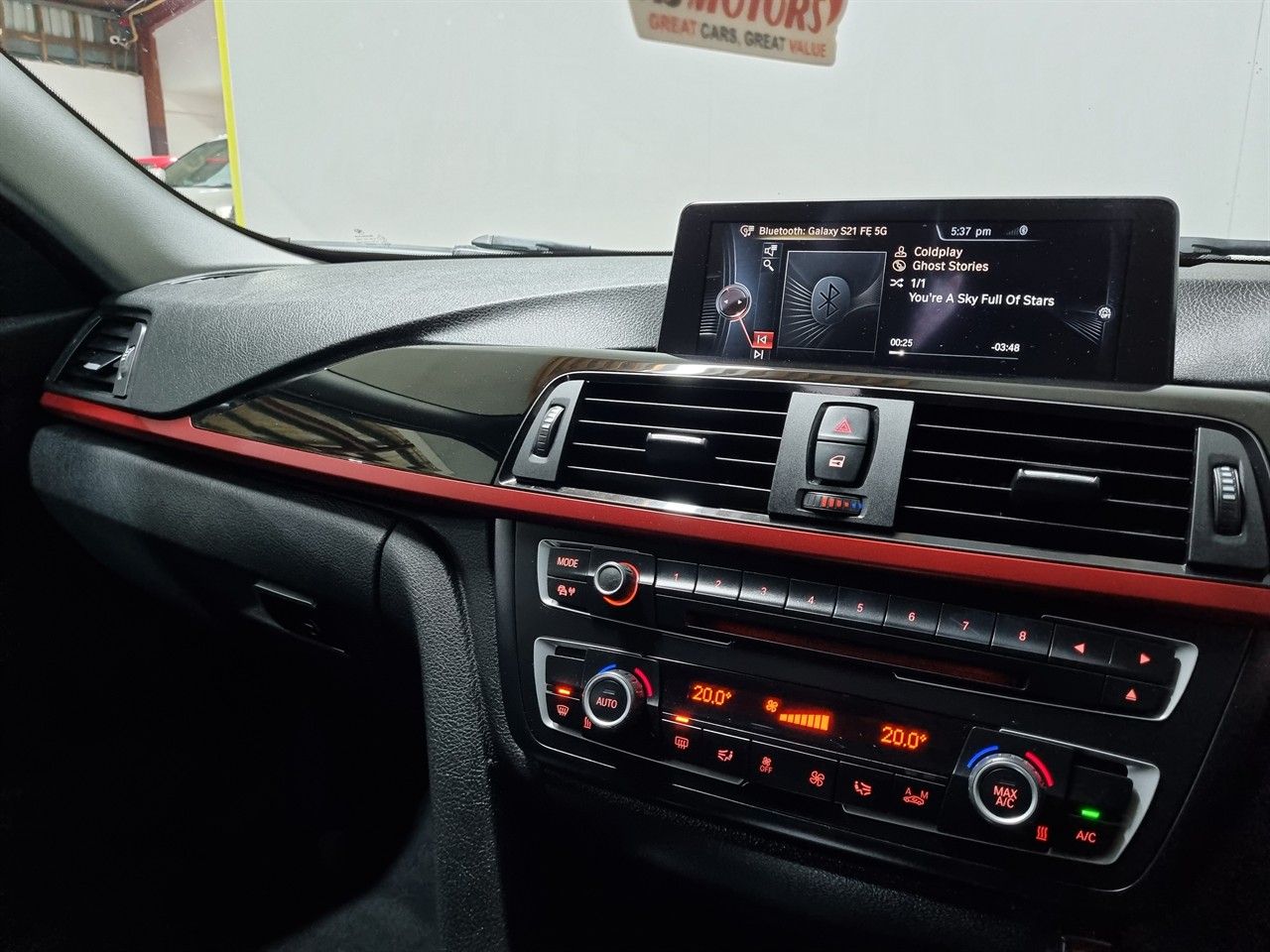 2014 BMW 320i