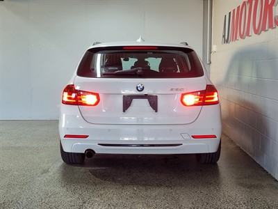 2014 BMW 320i - Thumbnail