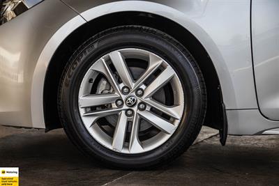 2018 Toyota Corolla - Thumbnail