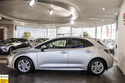 2018 Toyota Corolla - Thumbnail