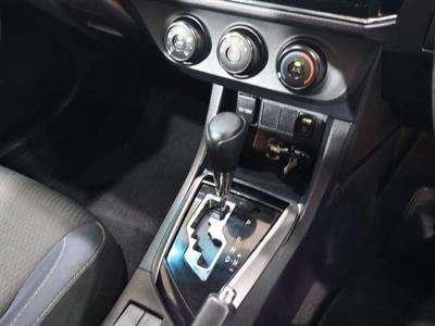 2016 Toyota Corolla - Thumbnail