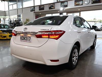 2016 Toyota Corolla - Thumbnail