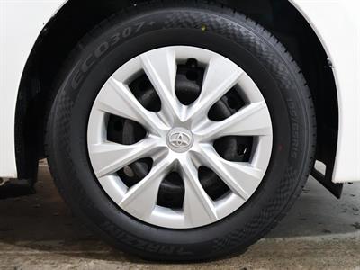 2016 Toyota Corolla - Thumbnail