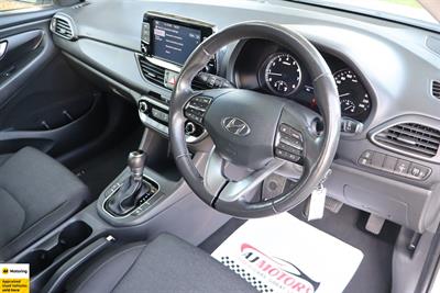 2022 Hyundai i30 - Thumbnail