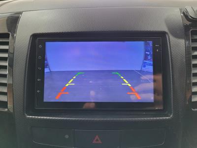 2009 Mitsubishi Outlander - Thumbnail