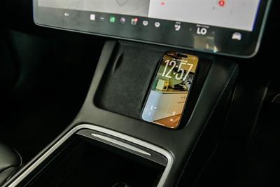 2021 Tesla Model 3 - Thumbnail