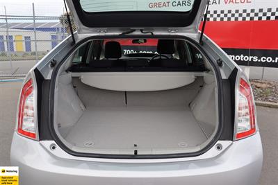 2012 Toyota Prius - Thumbnail