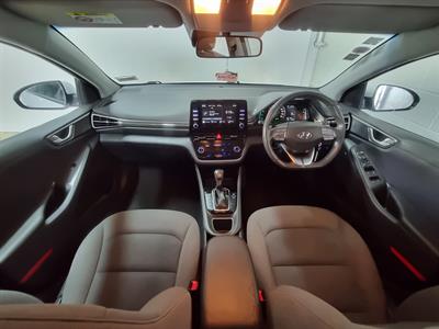 2022 Hyundai IONIQ - Thumbnail