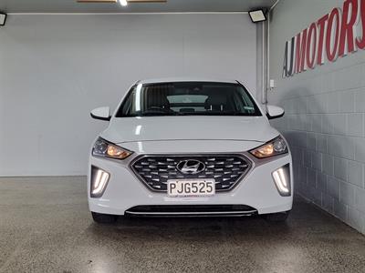 2022 Hyundai IONIQ - Thumbnail