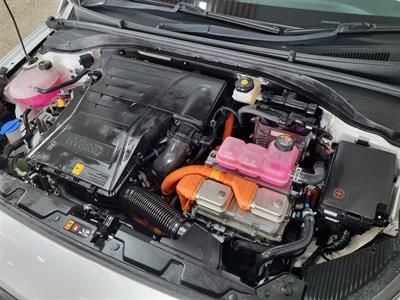 2022 Hyundai IONIQ - Thumbnail