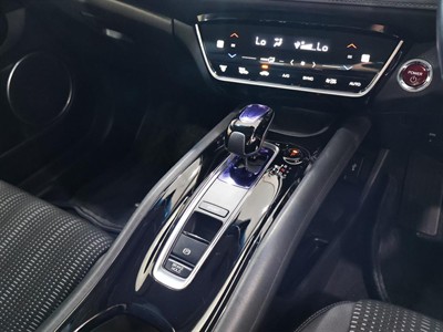 2016 Honda Vezel - Thumbnail