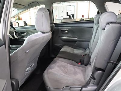 2012 Toyota Prius - Thumbnail