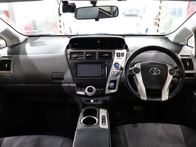 2012 Toyota Prius - Thumbnail