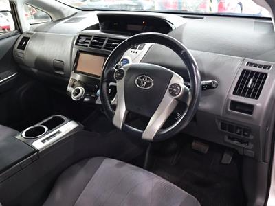2012 Toyota Prius - Thumbnail