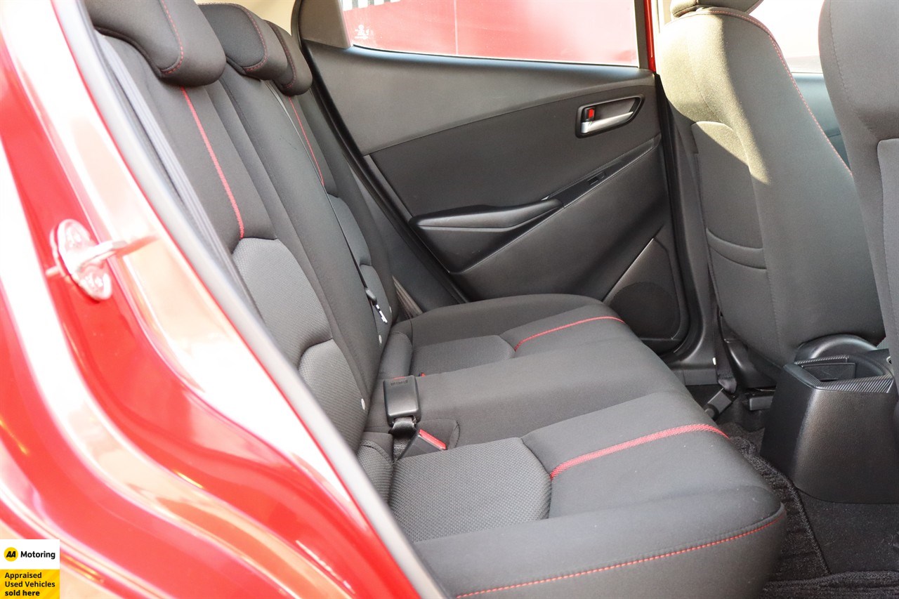 2016 Mazda Demio