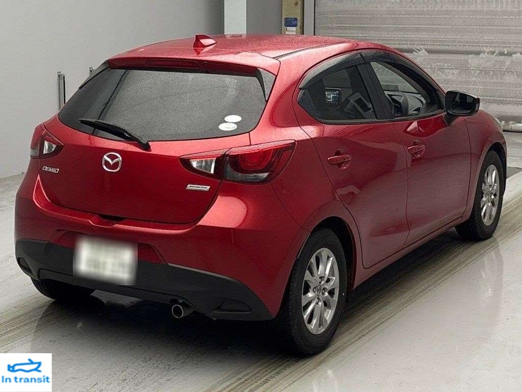 2016 Mazda Demio