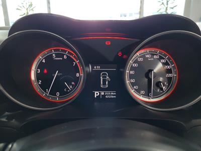 2022 Suzuki Swift - Thumbnail