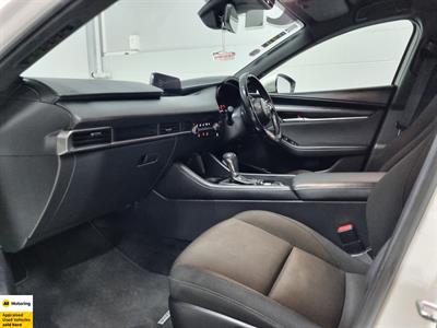 2022 Mazda 3 - Thumbnail