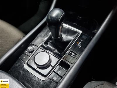 2022 Mazda 3 - Thumbnail