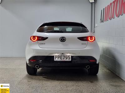 2022 Mazda 3 - Thumbnail