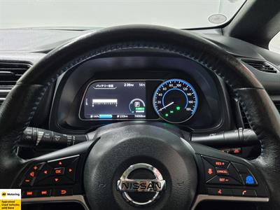 2018 Nissan Leaf - Thumbnail