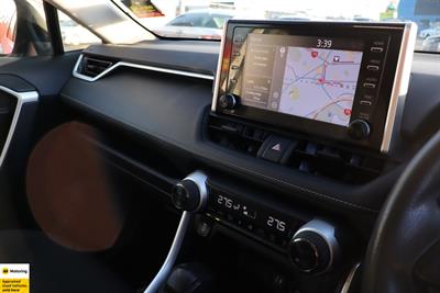2019 Toyota RAV4 - Thumbnail