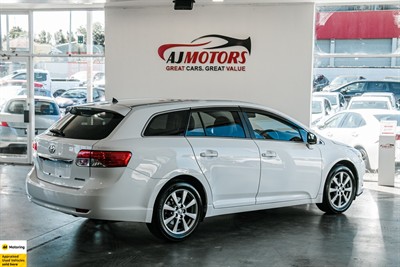 2012 Toyota Avensis - Thumbnail