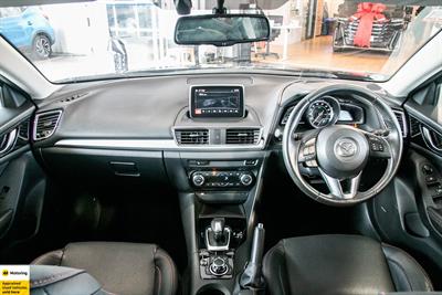 2014 Mazda Axela - Thumbnail