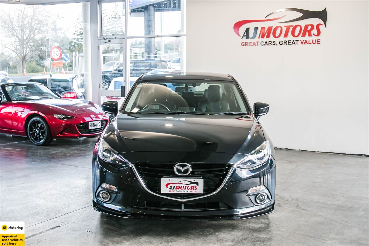 2014 Mazda Axela