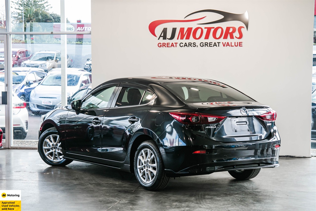 2014 Mazda Axela