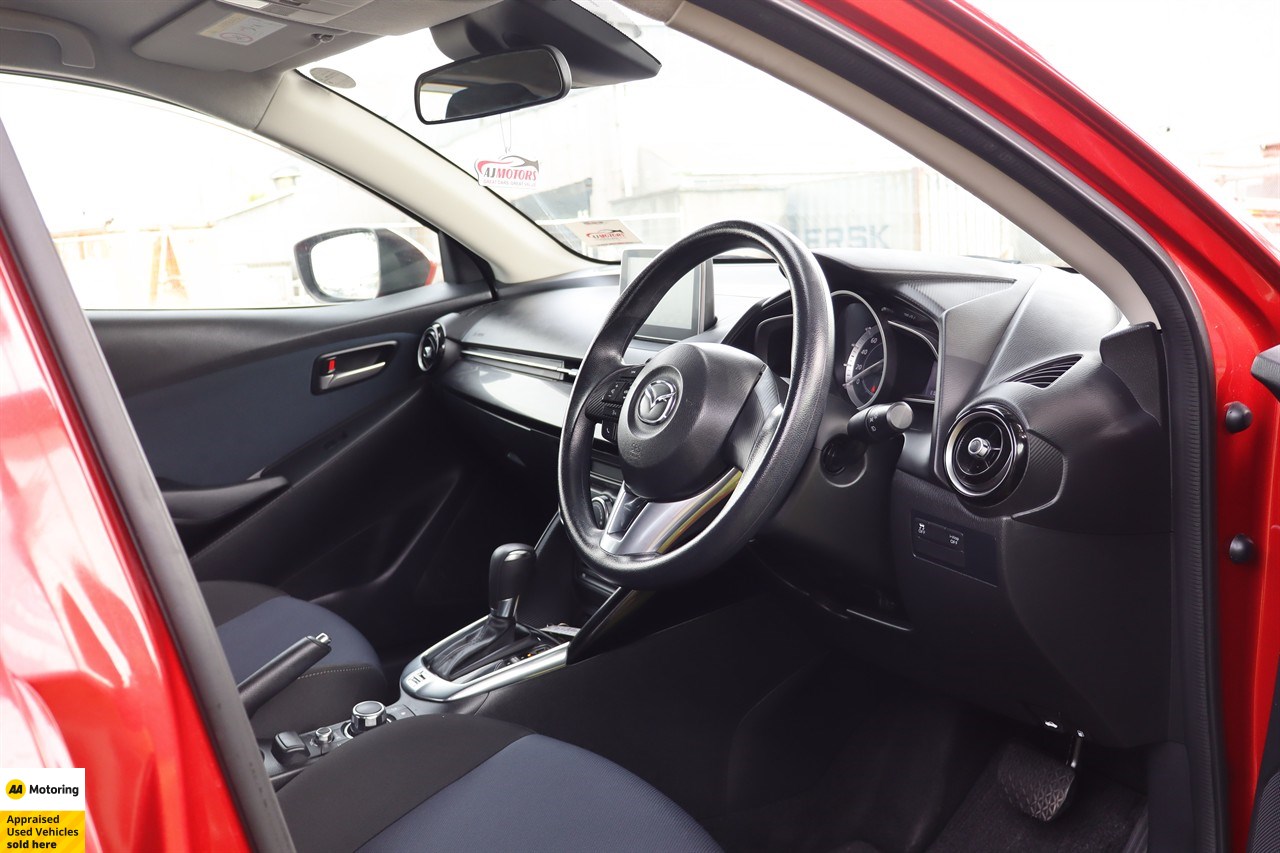 2016 Mazda Demio