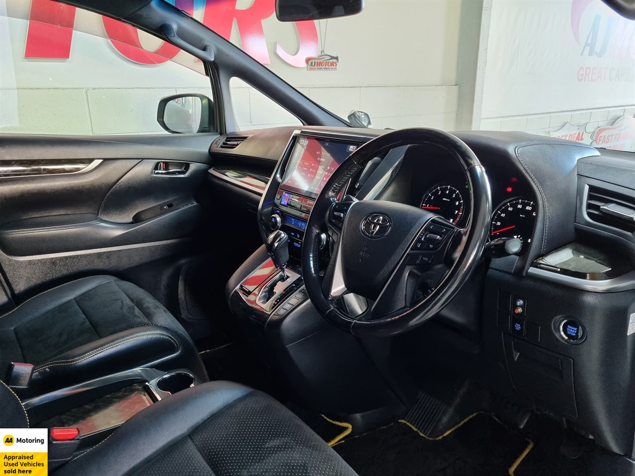 2016 Toyota Vellfire