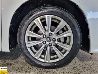 2016 Toyota Vellfire - Thumbnail