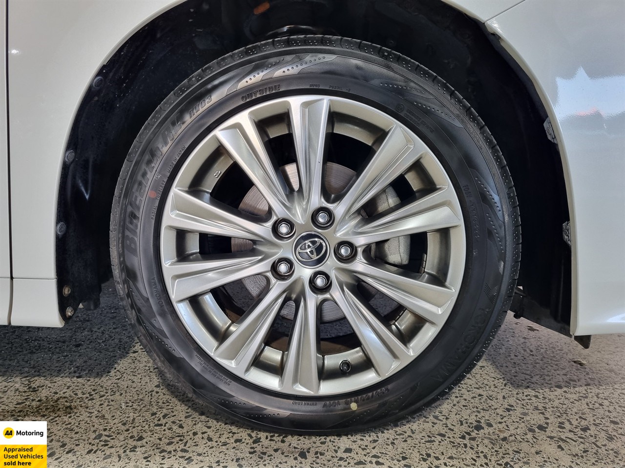 2016 Toyota Vellfire