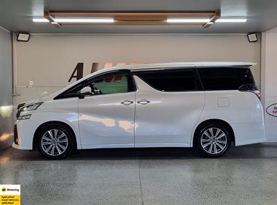 2016 Toyota Vellfire - Thumbnail