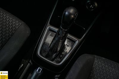 2022 Suzuki Swift - Thumbnail