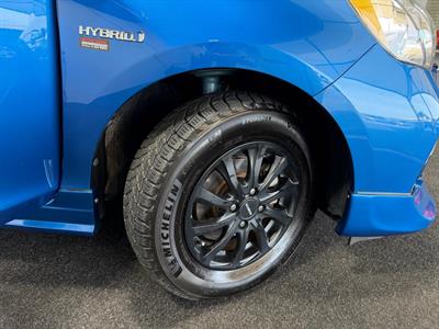 2012 Toyota Aqua - Thumbnail