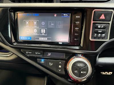 2012 Toyota Aqua - Thumbnail