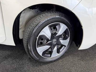 2016 Honda Fit - Thumbnail