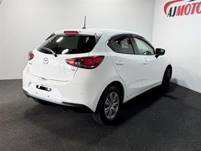 2020 Mazda 2 - Thumbnail
