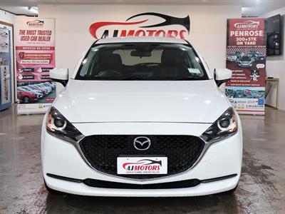 2020 Mazda 2 15 - Thumbnail
