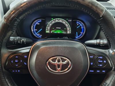2019 Toyota RAV4 - Thumbnail