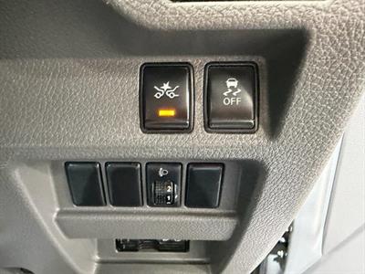 2016 Nissan Caravan - Thumbnail