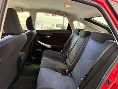 2012 Toyota Prius - Thumbnail