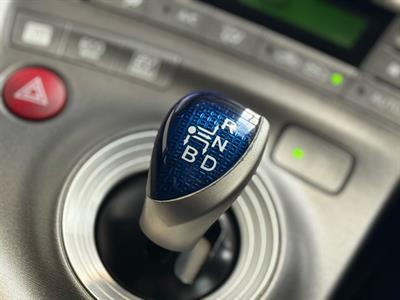 2012 Toyota Prius - Thumbnail