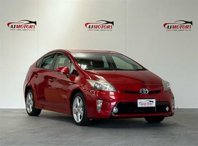 2012 Toyota Prius - Thumbnail