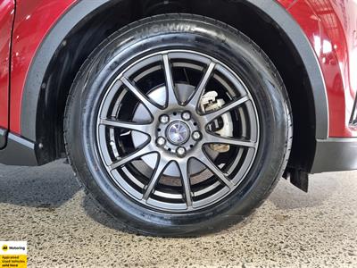 2016 Toyota C-HR - Thumbnail