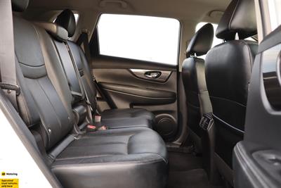 2022 Nissan X-Trail - Thumbnail